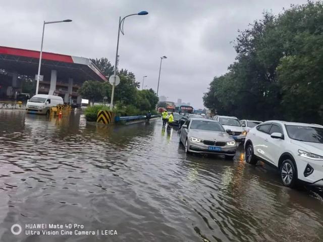 鞍山暴雨应对挑战，城市如何应对突如其来的雨水考验